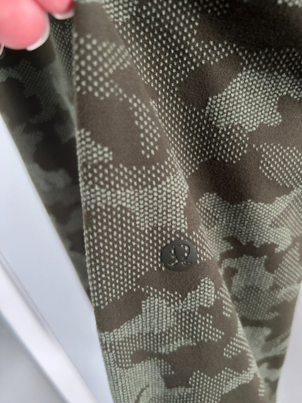 Lululemon Camo Joggers Ready To Rulu Athleisure Lounge Size 8 - Picture 3 of 6